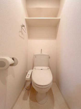 トイレ　※別部屋参考写真※