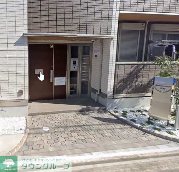 エントランス　エントランス