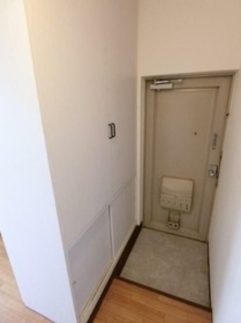 玄関　別部屋同仕様