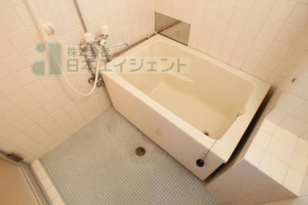 バス・シャワールーム　浴室