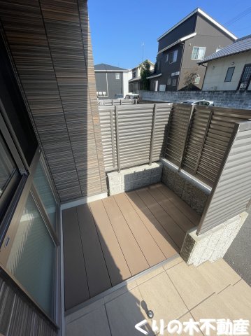 バルコニー　バルコニーがあります