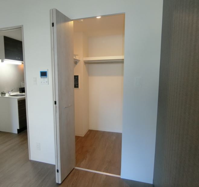 収納　ウォークインクローゼット