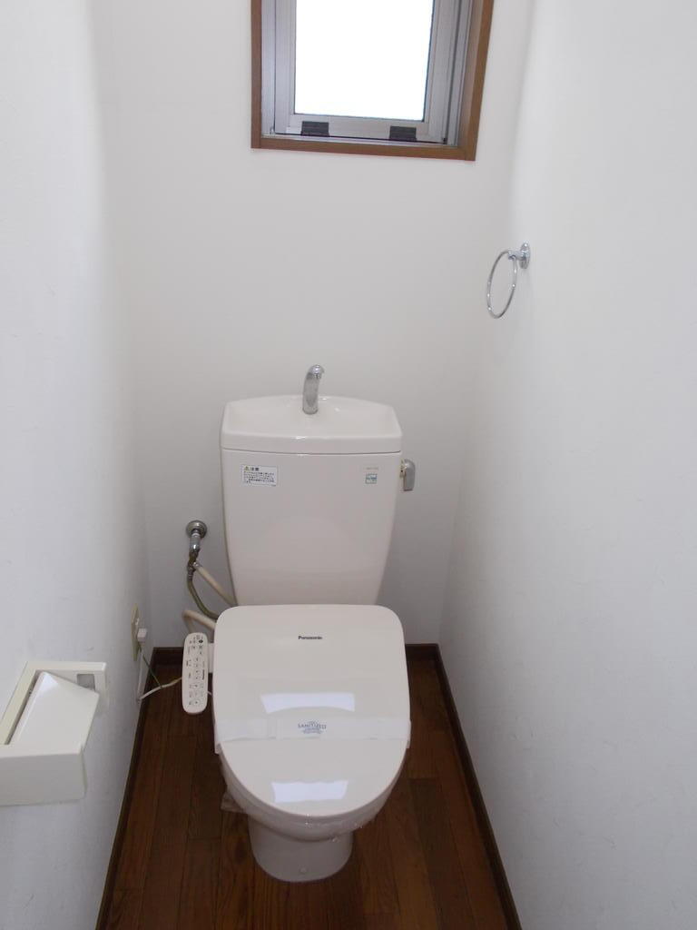 トイレ　温水洗浄便座設置