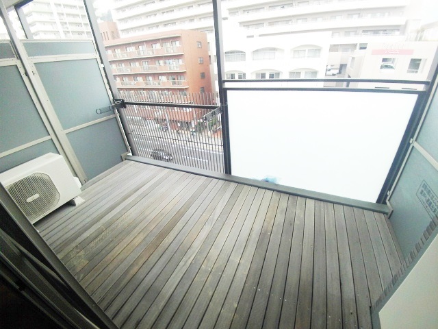 バルコニー　バルコニー