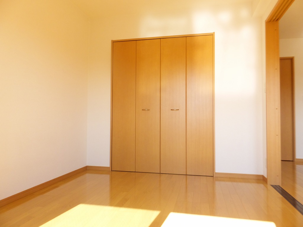 その他部屋・スペース　☆洋室６帖☆