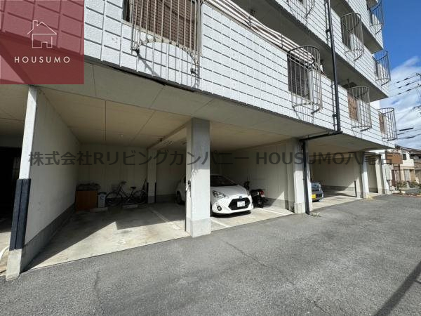 駐車場　駐車スペースもあります