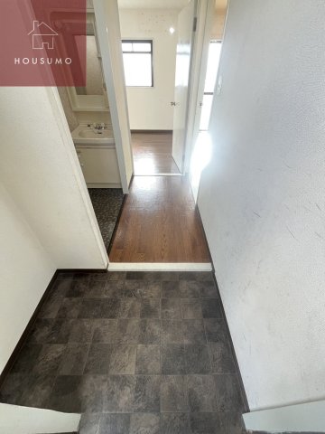 玄関　ゆったりとした玄関です