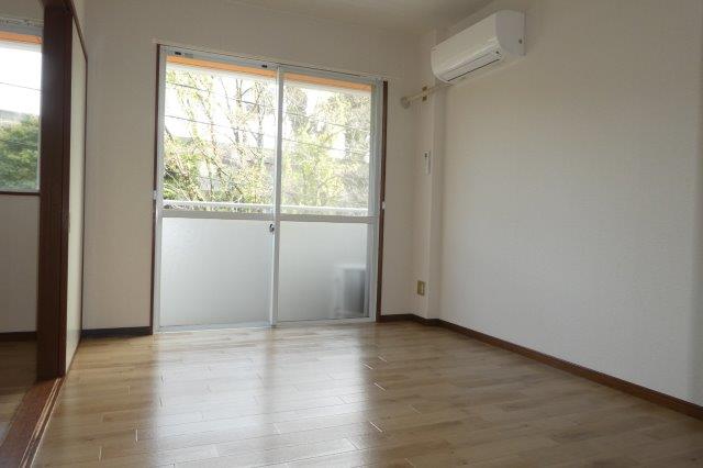 居室・リビング　洋室