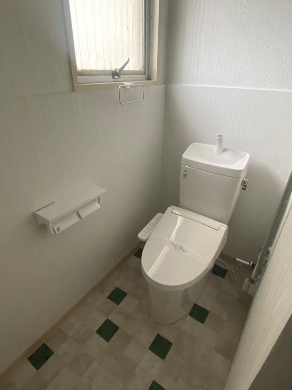 トイレ　※サービス設置品です。