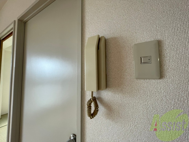 セキュリティ　来客時にはこれで受け答えが出来るので安心です。
