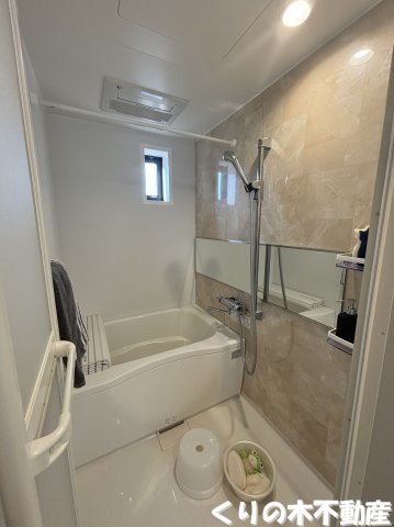 バス・シャワールーム　きれいなお風呂です