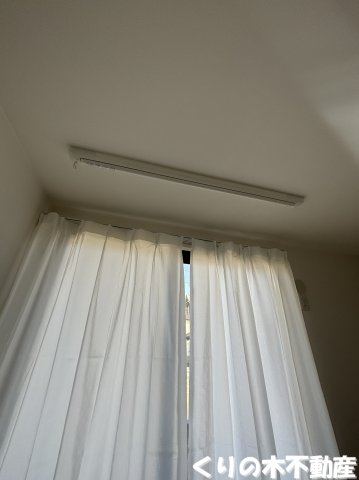 その他設備　室内物干し