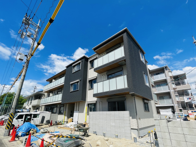 【広島市安佐南区山本のマンションのキッチン】