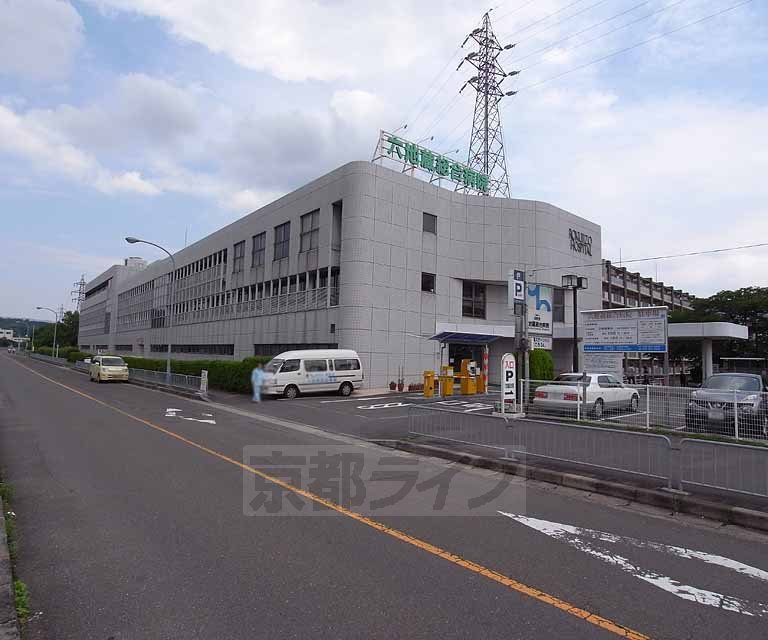 【京都市伏見区桃山町大島のマンションの病院】