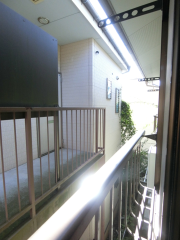 眺望　目の前がアパートで外部からの視線は気になりません