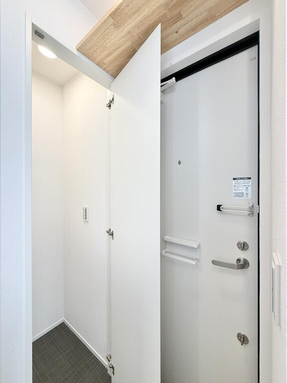 その他共有部分　上階の写真を使用しています