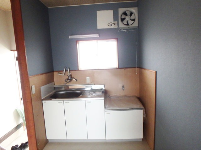 キッチン　大きめキッチンでお料理しやすい♪