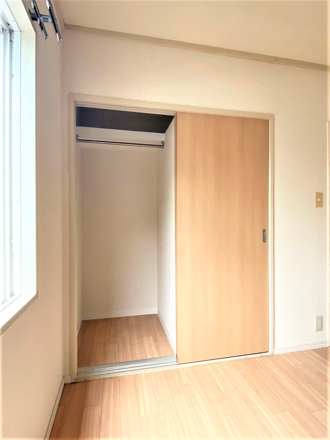 収納　※同タイプの室内写真です。現況優先します。