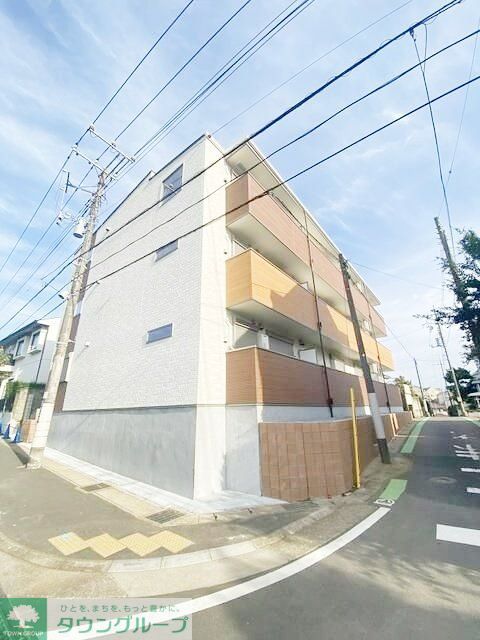 千葉市花見川区朝日ケ丘のアパートの建物外観