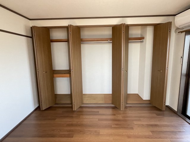 収納　収納豊富です（同棟別室施工例）