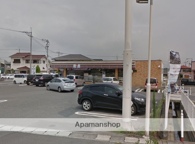 コンビニ　セブンイレブン（コンビニ）まで486m