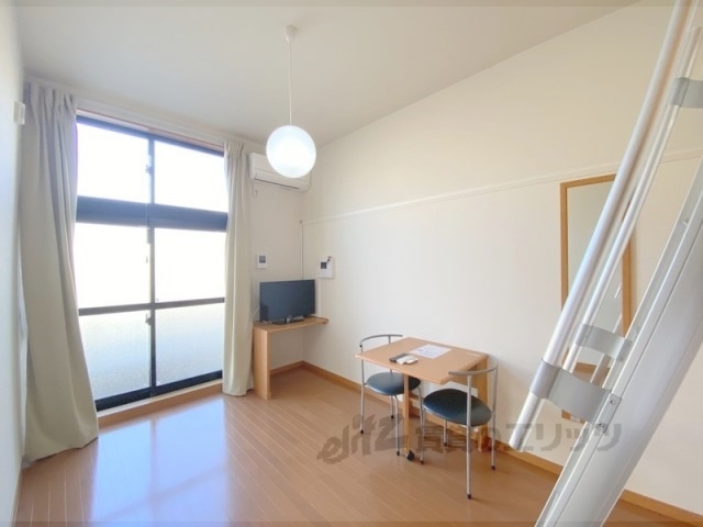 居室・リビング　洋室