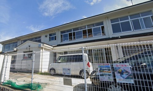 幼稚園・保育園　市立仰木の里幼稚園（幼稚園・保育園）まで195m