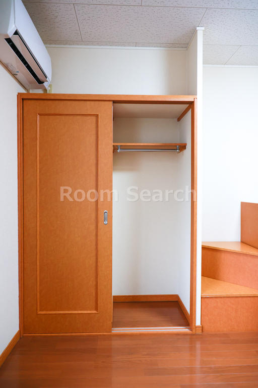 収納　クローゼット