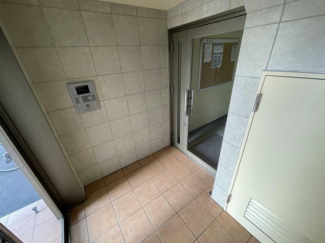 エントランス　エントランス部分