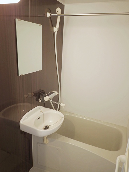 バス・シャワールーム　毎日の疲れを癒すお風呂です