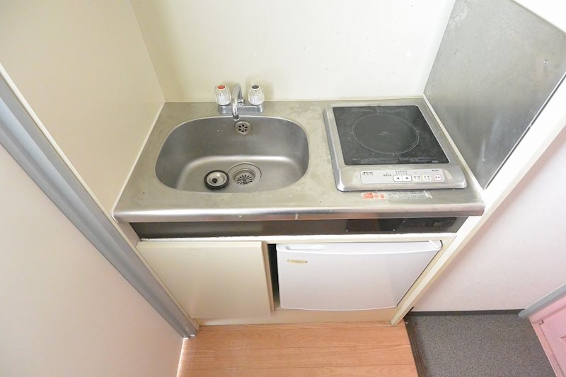 キッチン　IHコンロ付き