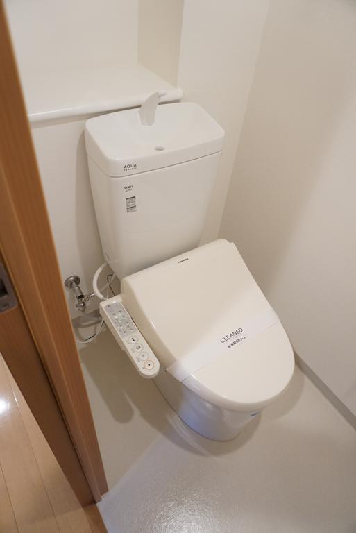 トイレ　ウォシュレット