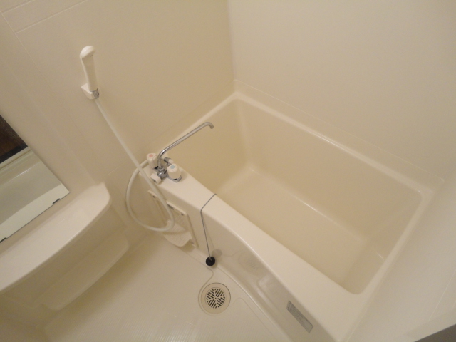 バス・シャワールーム　バス