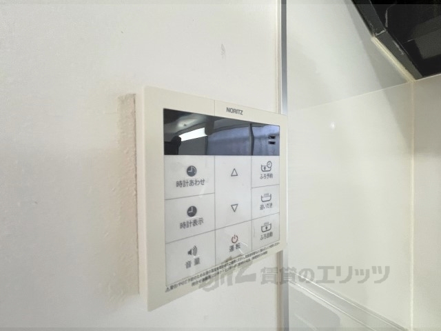 その他設備　給湯器リモコン