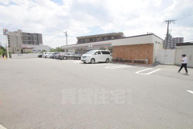コンビニ　セブンイレブン　吹田朝日が丘店（コンビニ）まで295m