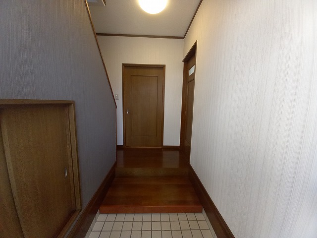 玄関　玄関口