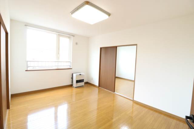 居室・リビング　明るいリビング♪