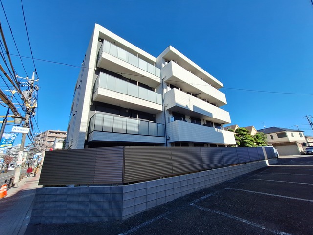 建物外観　シニア向け賃貸ヘーベルVillage