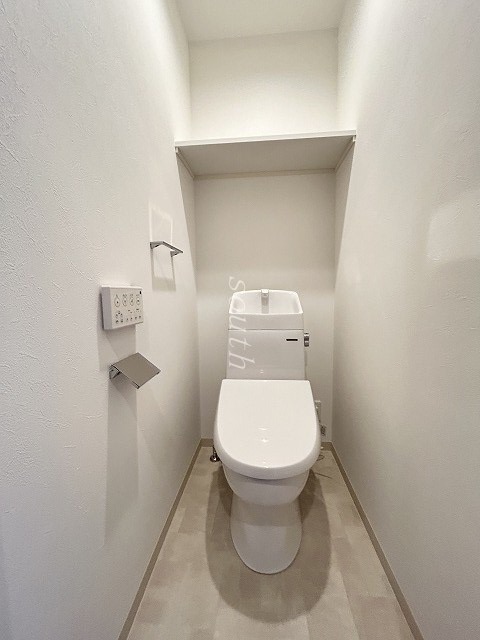 トイレ　ウォシュレット付きのトイレ
