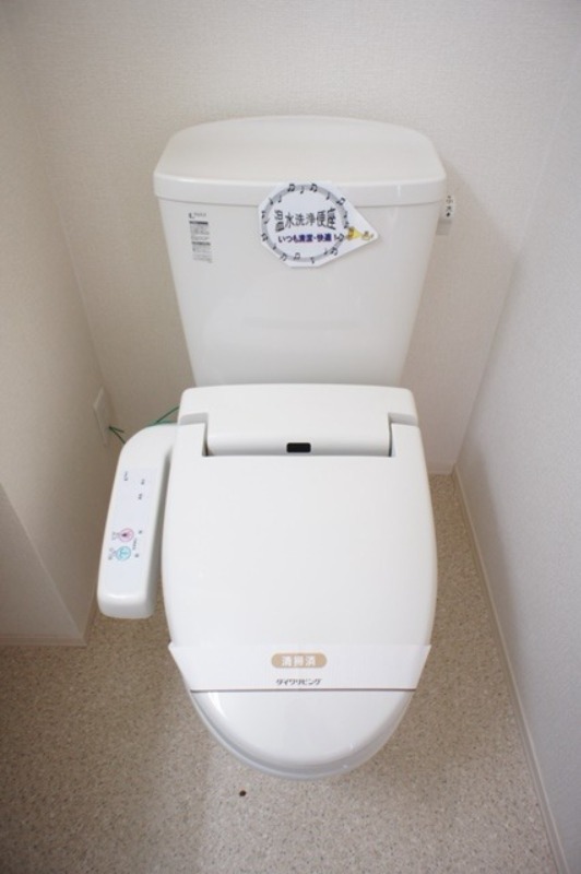 トイレ　図面と現状に相違がある場合には現状を優先