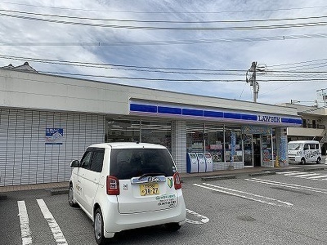 コンビニ　ローソン　杵築北浜店（コンビニ）まで236m