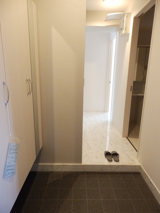 玄関　きれいな玄関です