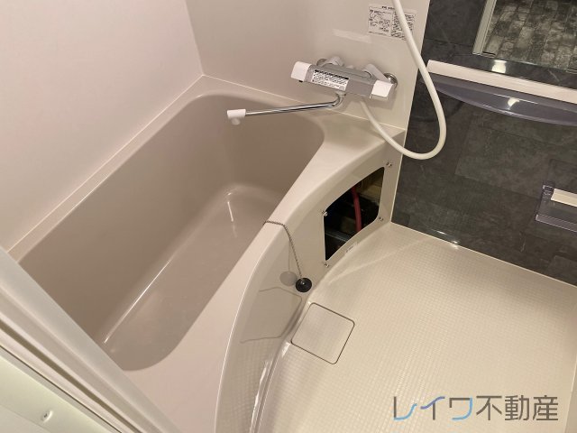 バス・シャワールーム　お風呂です