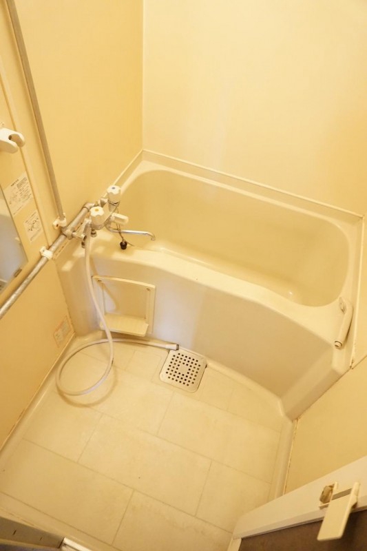 バス・シャワールーム　浴室