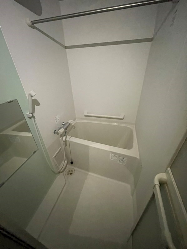 バス・シャワールーム　バスルーム