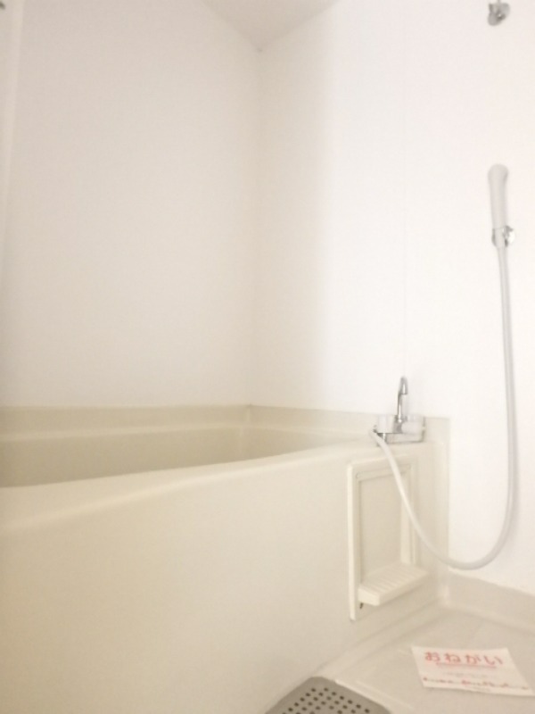 バス・シャワールーム　図面と現状に相違がある場合には現状を優先