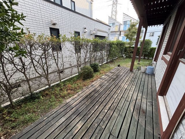 庭　ウッドデッキ