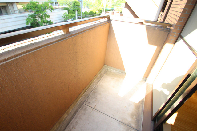 バルコニー　※別号室の参考写真のため、現状優先です。