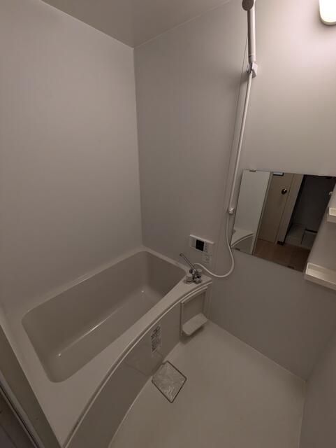 バス・シャワールーム　お風呂です