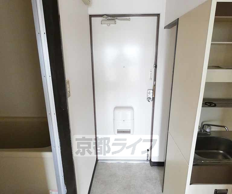 玄関　玄関です。